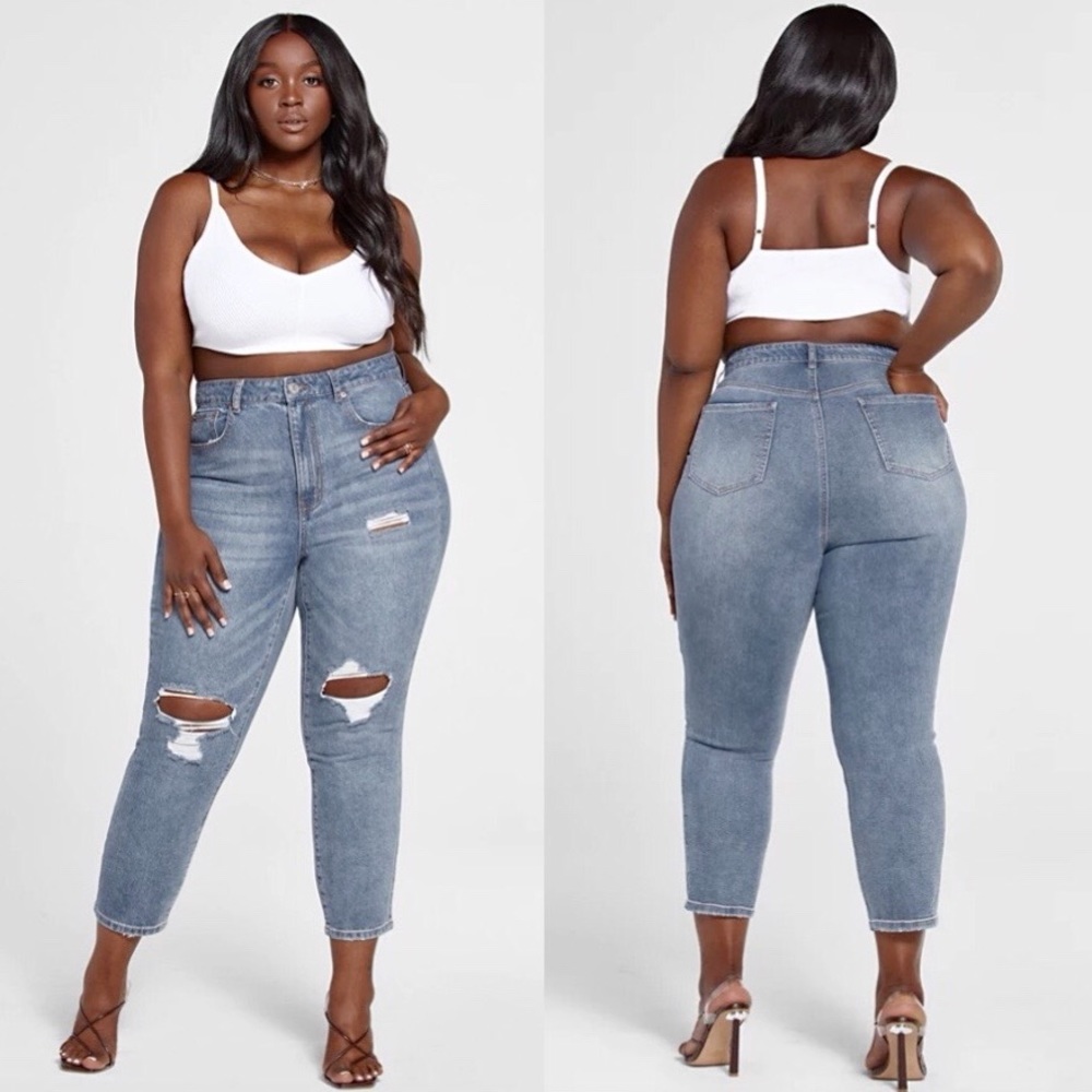 NWT Fashion to Figure Plus Size High Rise Destructed Ankle Length Skinny Jeans